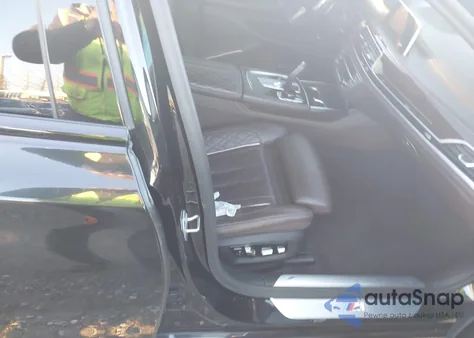 2020 BMW 750I xDrive z USA, uszkodzony, nr VIN WBA7U2C00LCD53500